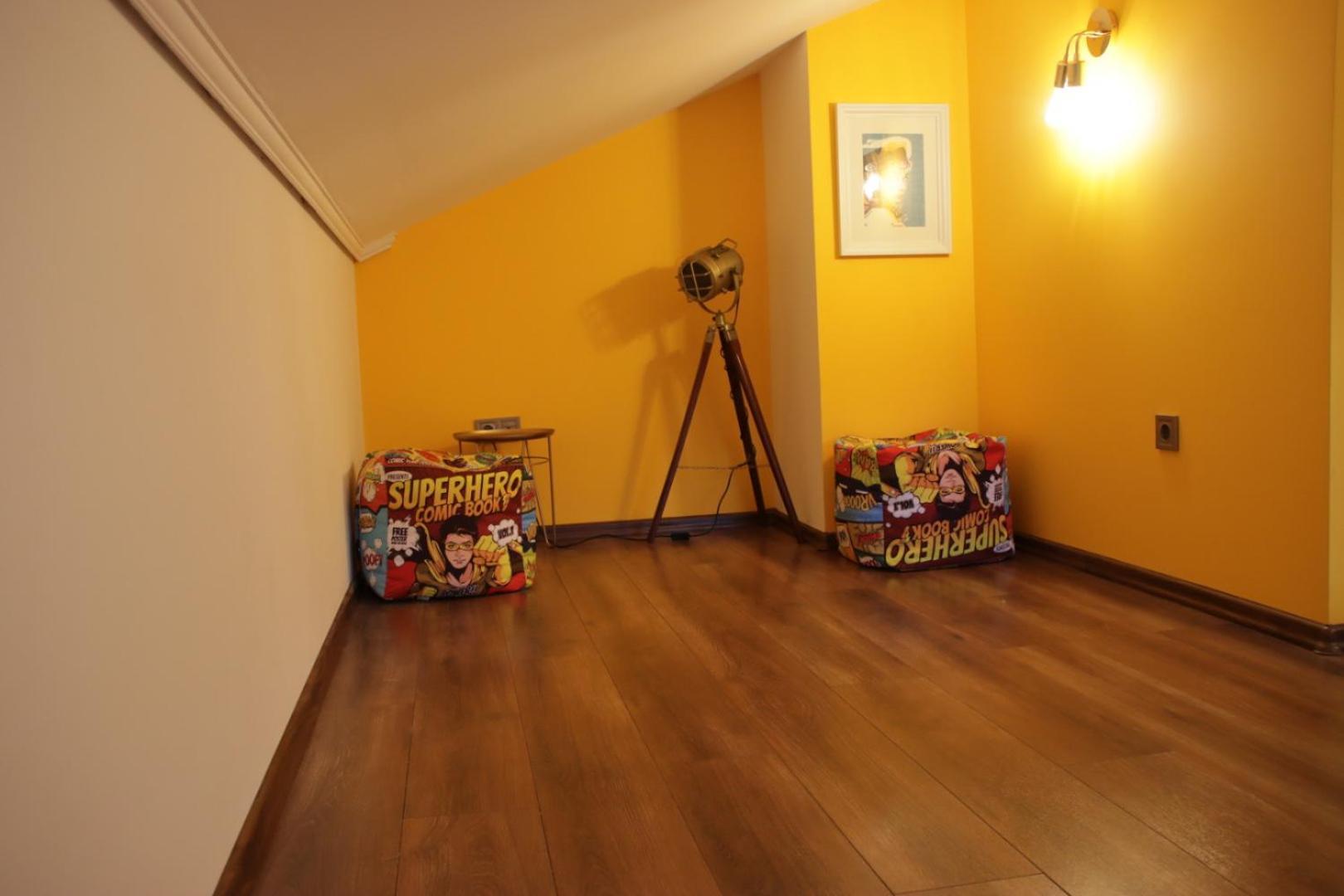Black Box Studio 斯莫梁 外观 照片
